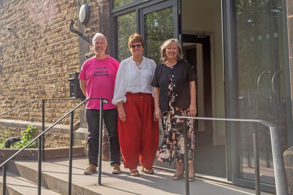 Community hub officially opens — Chesterfield news photo